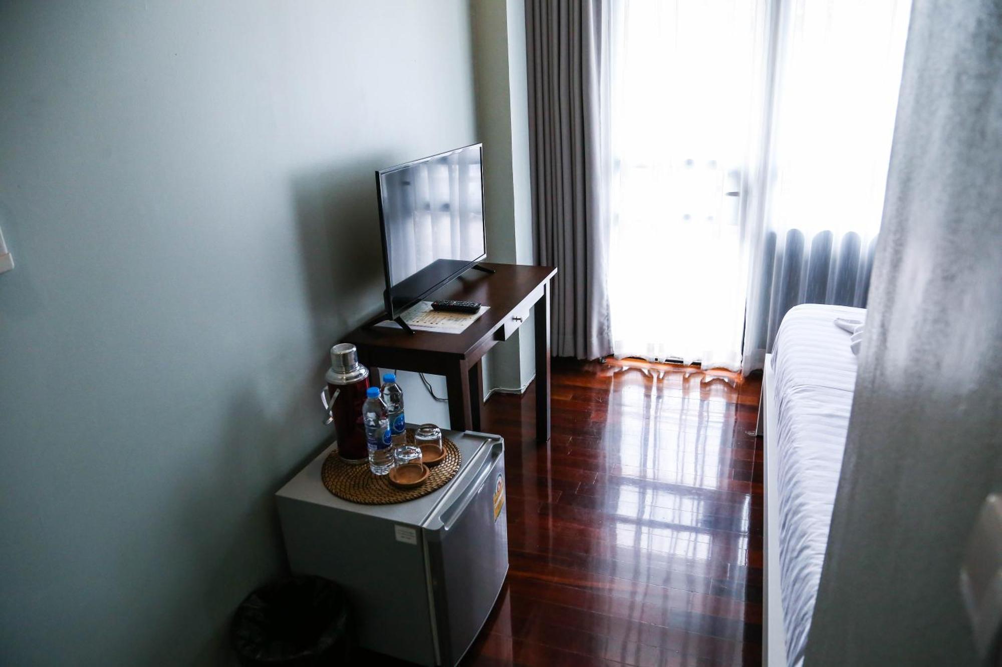 Tongsiam Vandrarhem Chiang Rai Exteriör bild